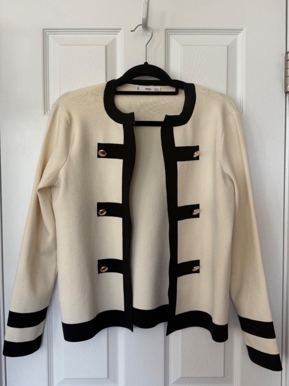 Decorative Buttons Lightweight Ivory cardigan - Size Medium
